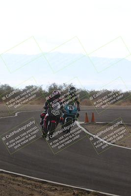 media/Sep-10-2022-SoCal Trackdays (Sat) [[a5bf35bb4a]]/Turn 2 (1pm)/